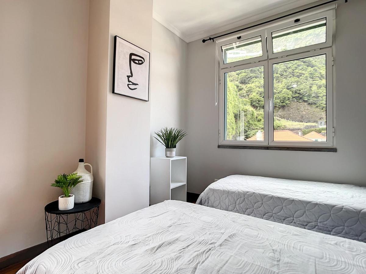 Amarelo Apartment By Atlantic Holiday Sao Vicente  Ngoại thất bức ảnh